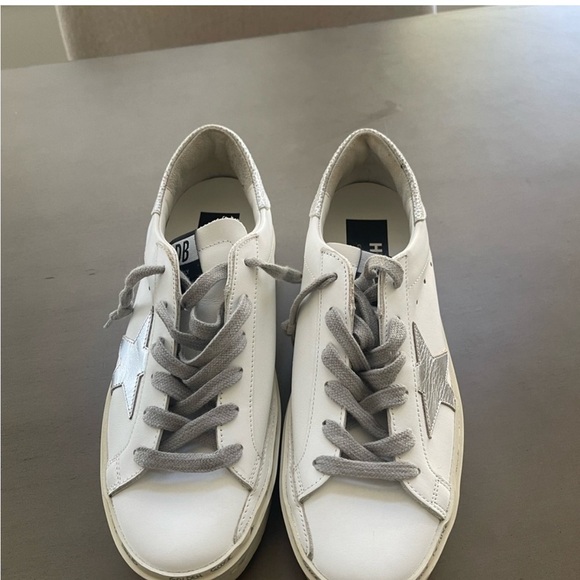 Golden Goose Women Hi Star White & Silver Star Never Been Worn Sneakers size 38 - Picture 3 of 5